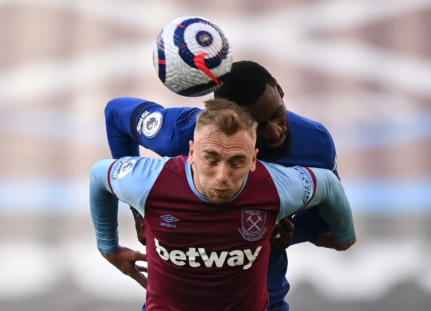 经历低谷期 经历低谷期