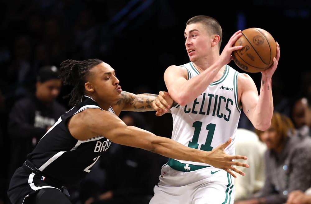 体坛名场面｜谁敢横刀立马，唯我莎头将军，德班世乒赛横扫日本组合，成功卫冕.