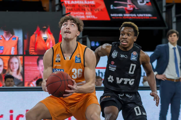 现赞叹不已 现赞叹不已